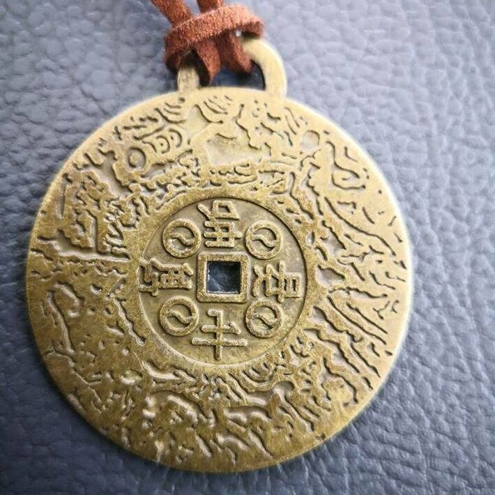 Raha amulett muutis Elena elu paremaks